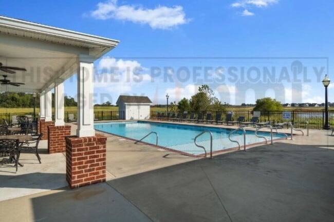 Building Photo - 1138 NJA Tate Dr