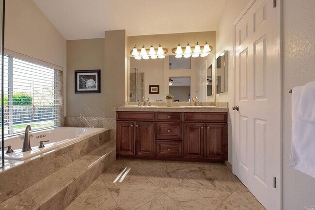 Building Photo - 308 Wood Rose Ct