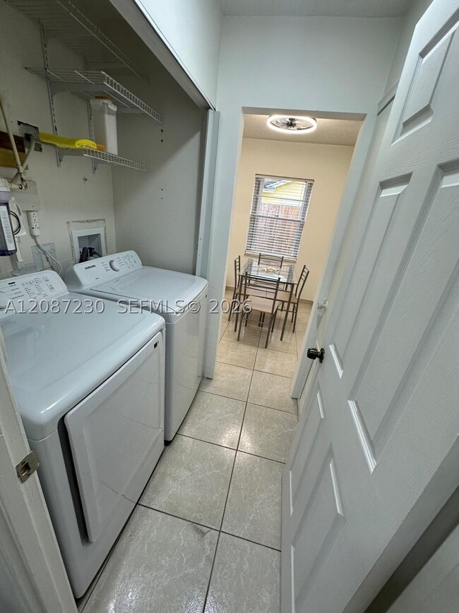 Building Photo - 1063 Concert Way