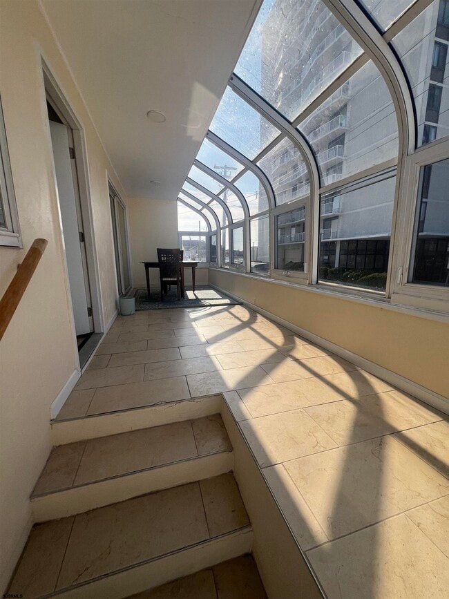 Building Photo - 239 N Derby Ave