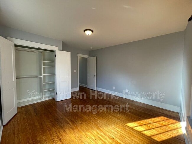 Building Photo - 228 Mayson Ave NE