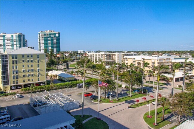 Building Photo - 3443 Gulf Shore Blvd N
