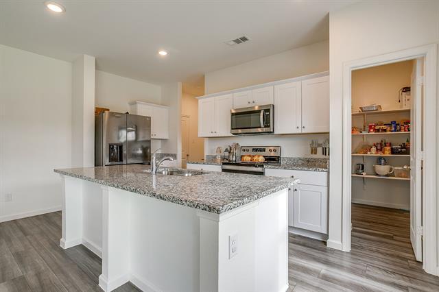 Building Photo - 8300 Stovepipe Dr