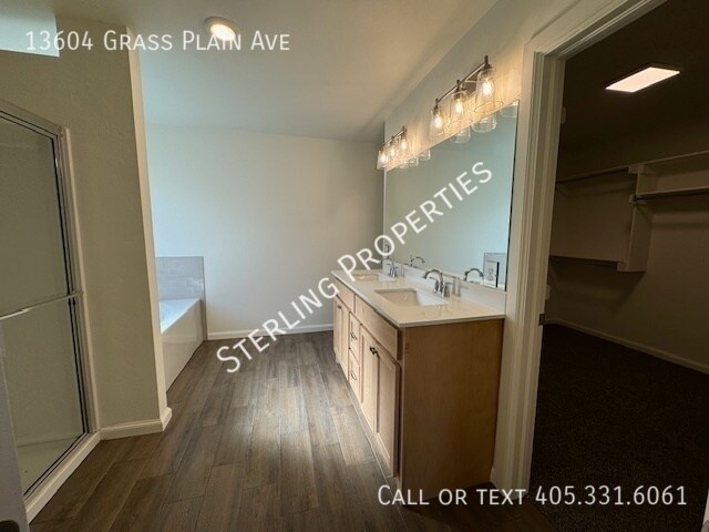 Building Photo - 13604 Grass Plain Ave
