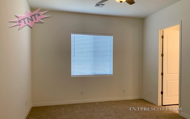 Building Photo - Home in Granville HOA