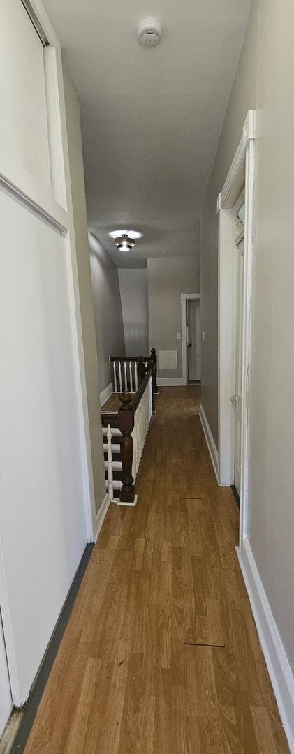 Building Photo - Large house with a nice layout welcome Home