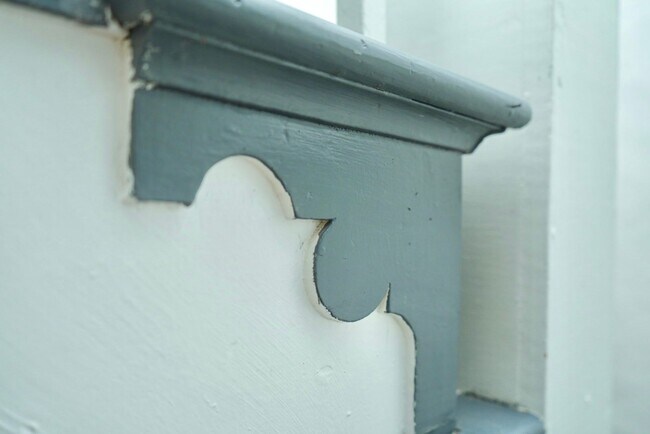 Building Photo - 2321 Fontaine Ave Ext