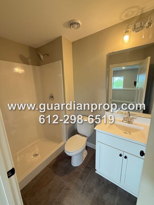 Building Photo - Luxury New Construction Townhouse Availabl...