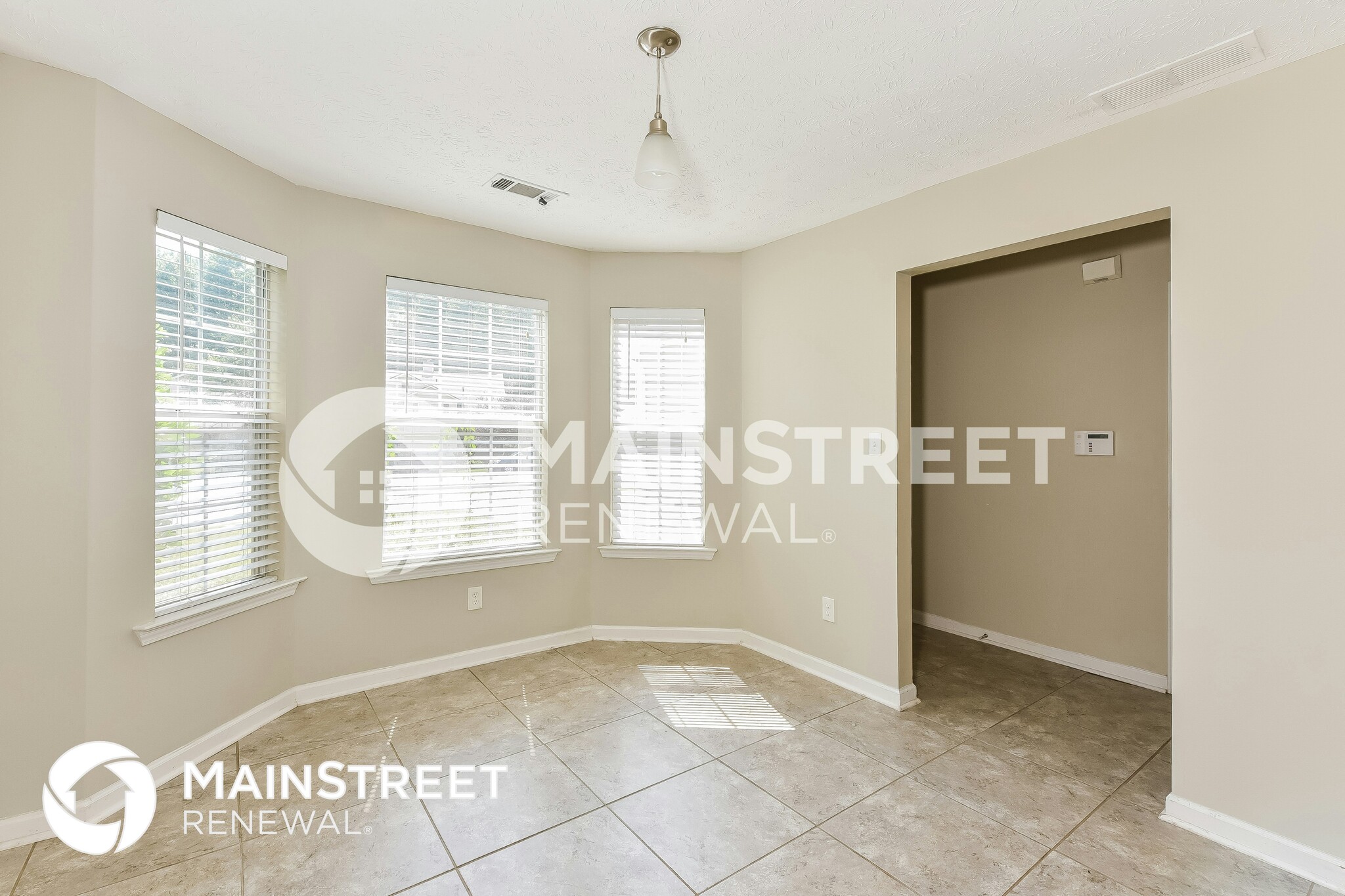 Building Photo - 4642 Latchwood Dr