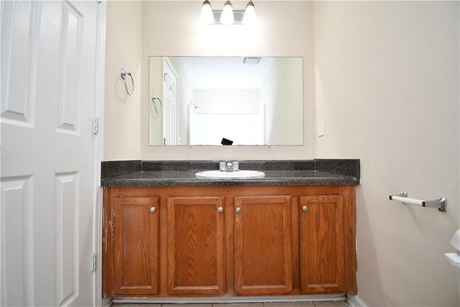 Building Photo - 639 Mill Stone Bluff