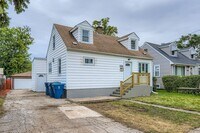 Building Photo - 14827 Kenneth Ave