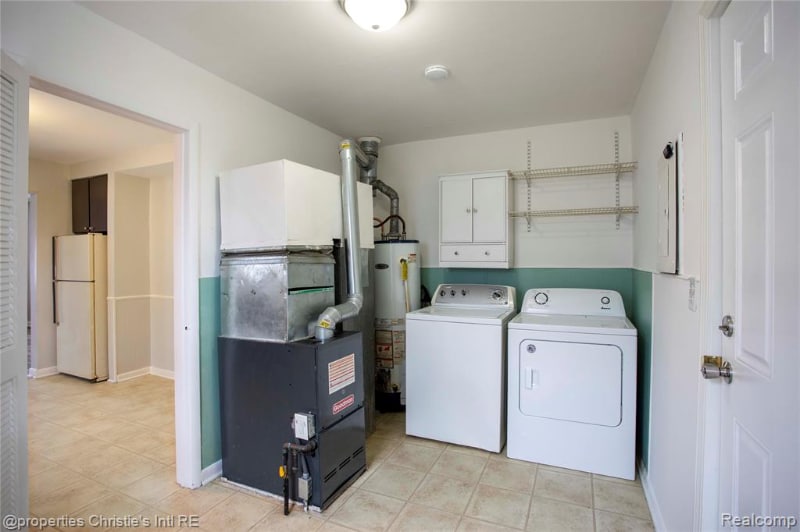 Building Photo - 6027 Wilmer St