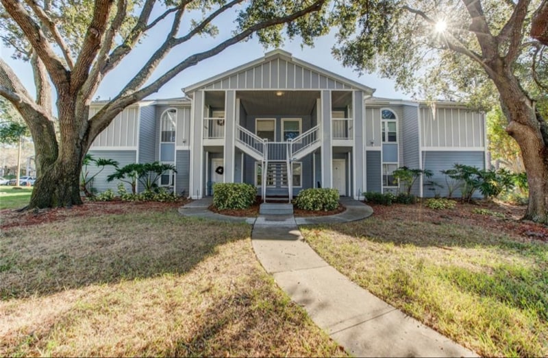 Primary Photo - 2597 Grassy Point Dr