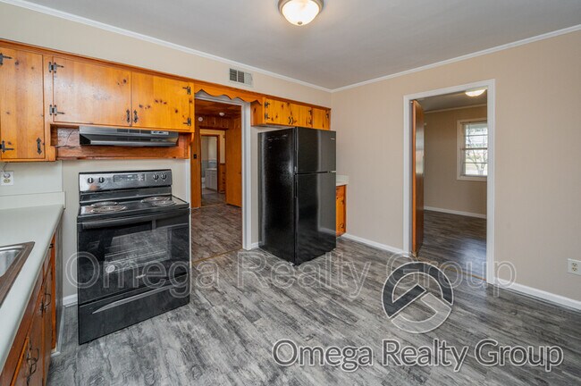 Building Photo - 3544 Cottonwood Dr