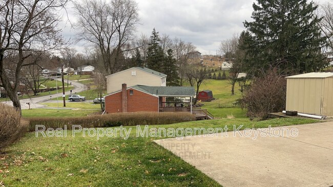 Building Photo - 1669 Charlton Heights Rd