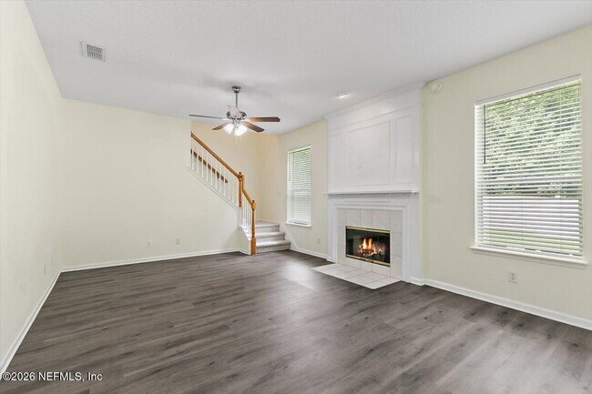 Building Photo - 8884 Hampton Landing Dr E