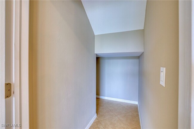 Building Photo - 15108 Summit Pl Cir