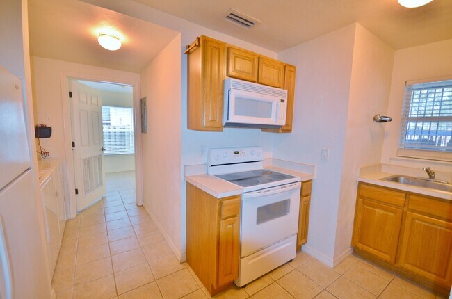 Building Photo - Destiny #101