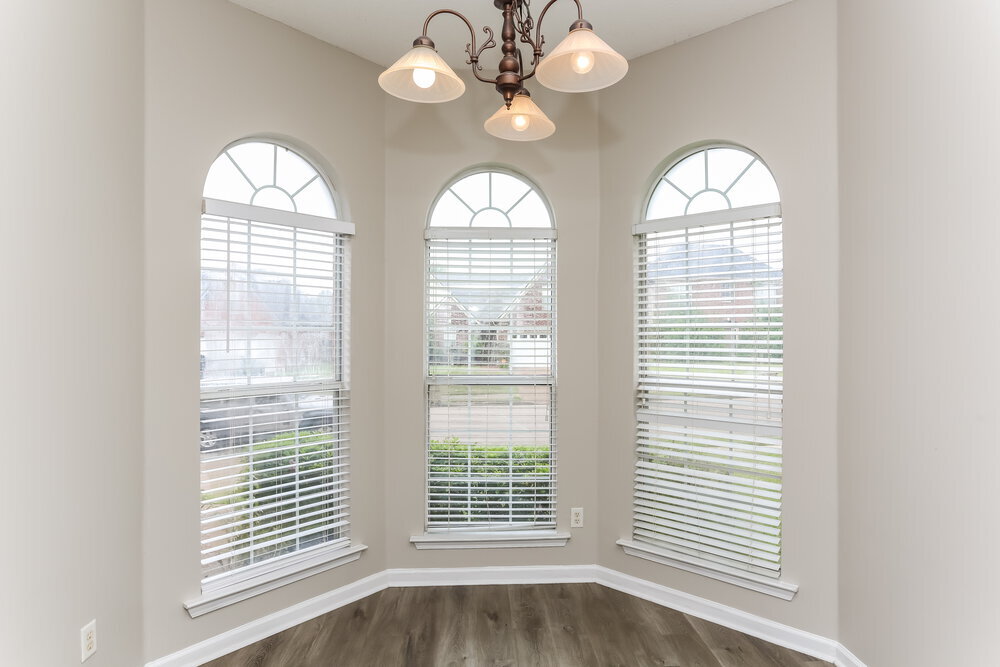 Building Photo - 1142 Red Fern Cir W