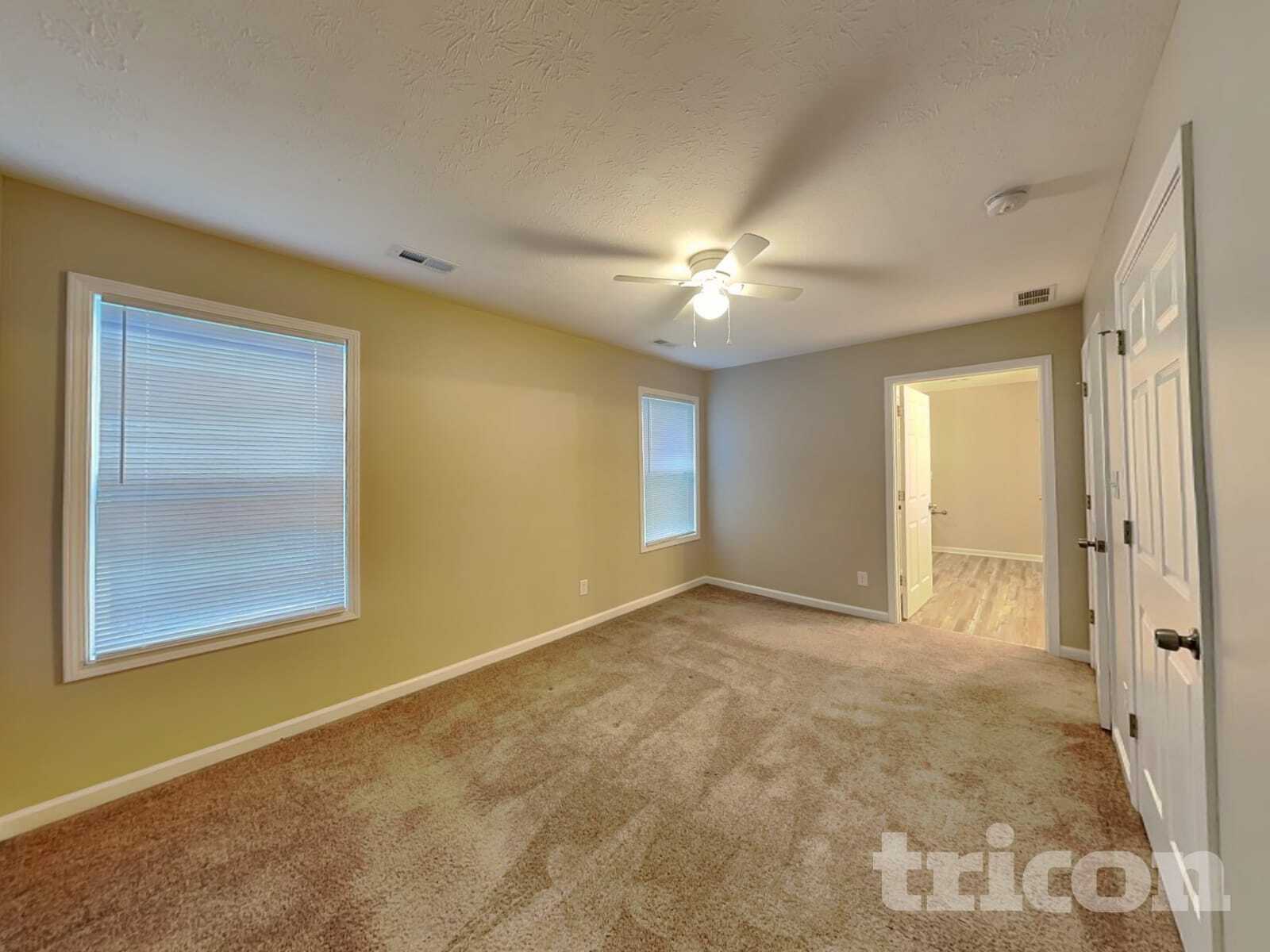 Building Photo - 1096 Tomahawk Pl