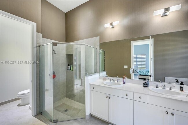 Building Photo - 4919 Frattina St.