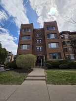 Building Photo - 2564 Lake