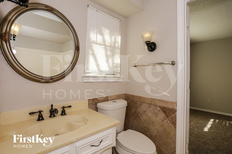 Building Photo - 4026 Cedar Creek Dr