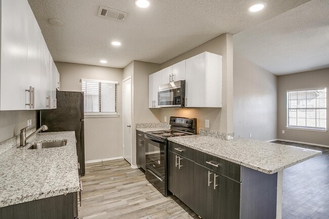 Building Photo - Portofino Apartments