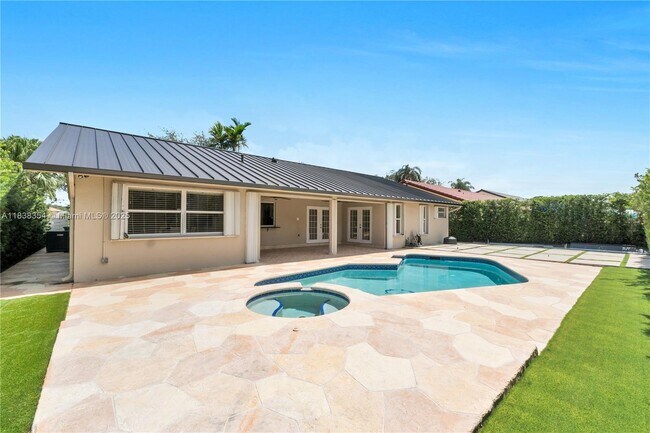 Building Photo - 8482 NW 166th Terrace