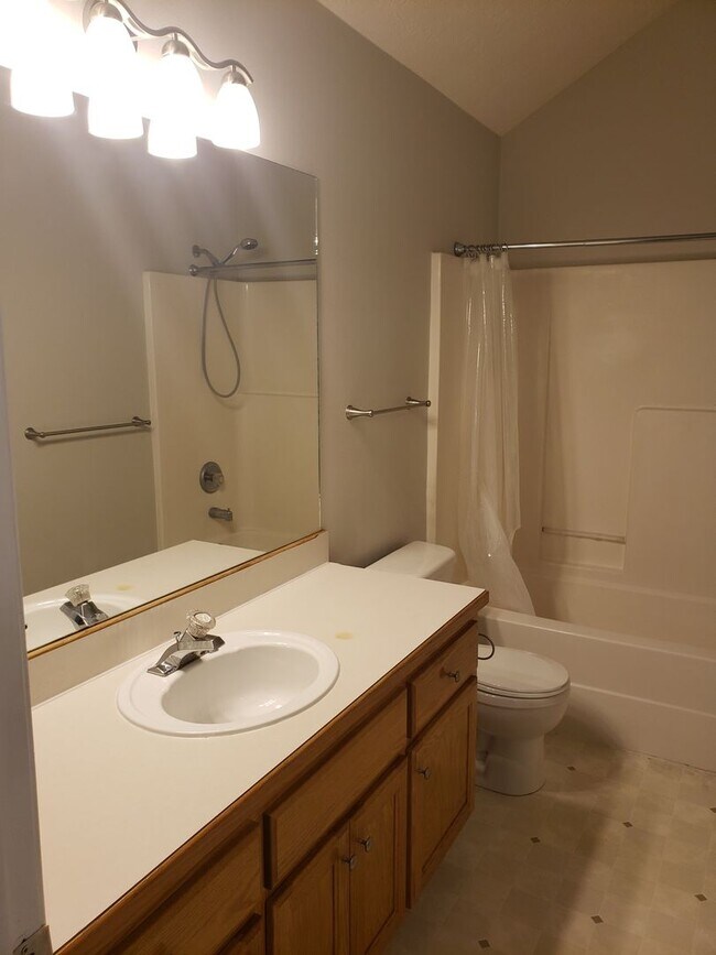 Building Photo - Great South East Location...East Battlefield & 65 Area