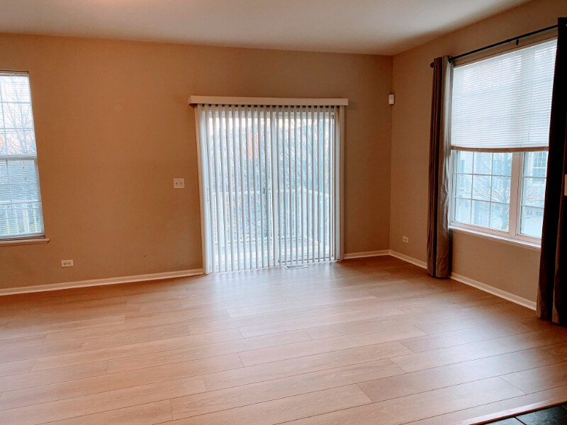 Building Photo - 775 Lewisburg Ln