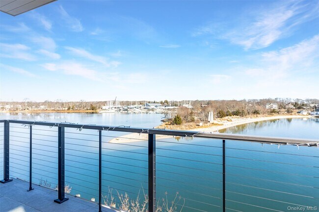 Building Photo - 123 Sterling Ave