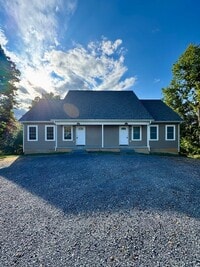 Building Photo - Duplex for Rent in Woodstock