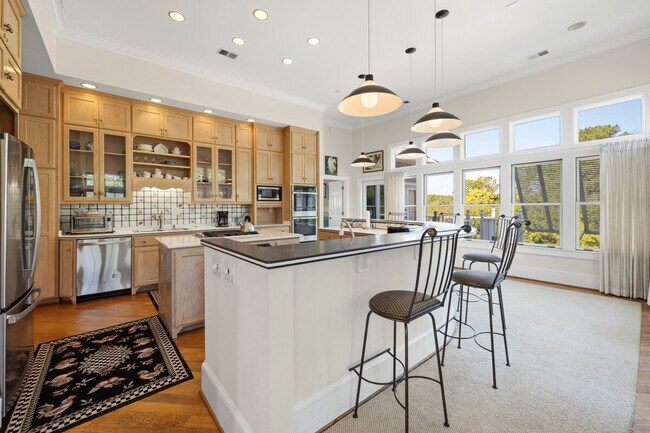 Building Photo - 110 Debordieu Blvd