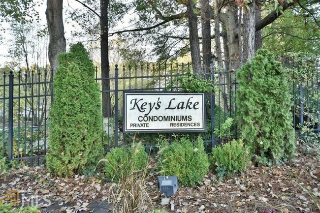 Building Photo - 1282 Keys Lake Dr NE