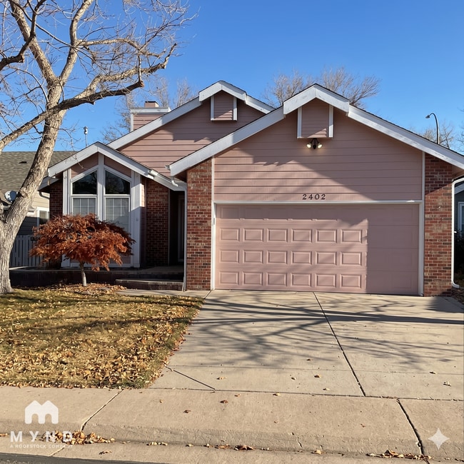 Building Photo - 2402 S Gray Dr