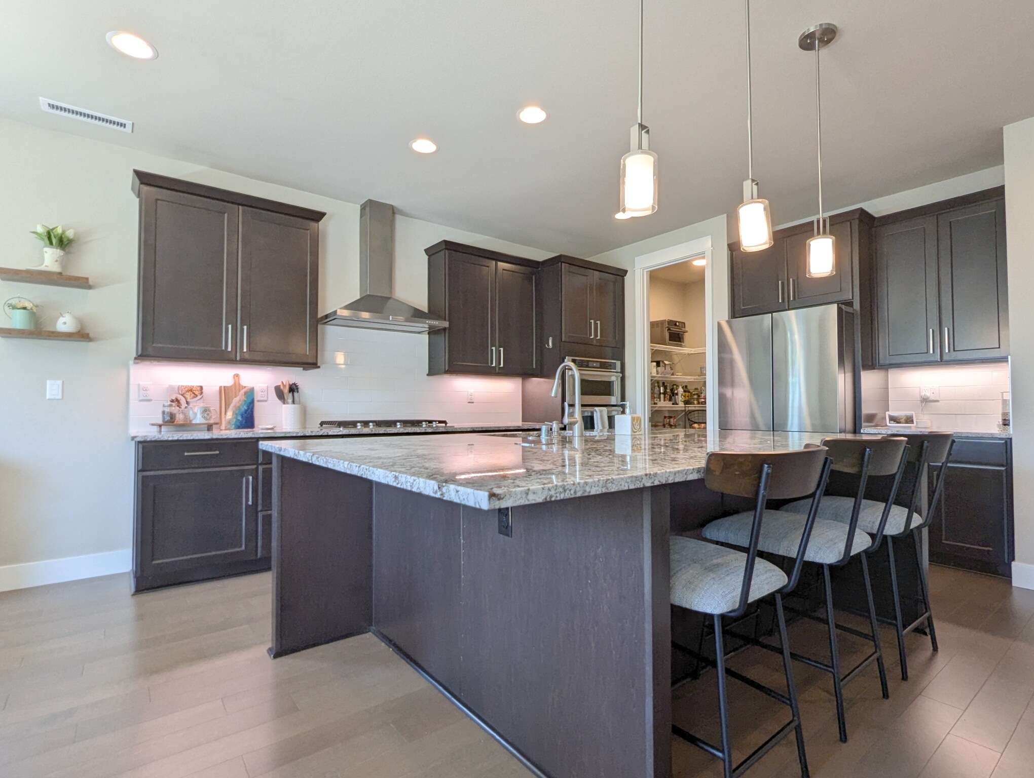 Kitchen Island + Kitchen - 16324 131st St SE