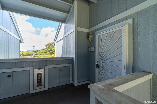 Building Photo - 1br/1ba/prkg Condo at Kumelewai Gardens