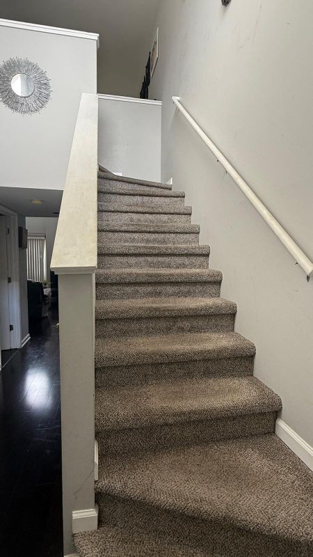 Building Photo - 735 Hamilton Ct