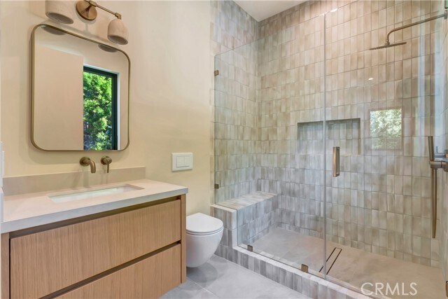 Building Photo - 5149 Beeman Ave