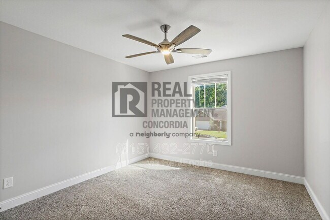 Building Photo - 338 Crusaw Dr