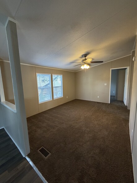 Building Photo - 9111 Hatian Way