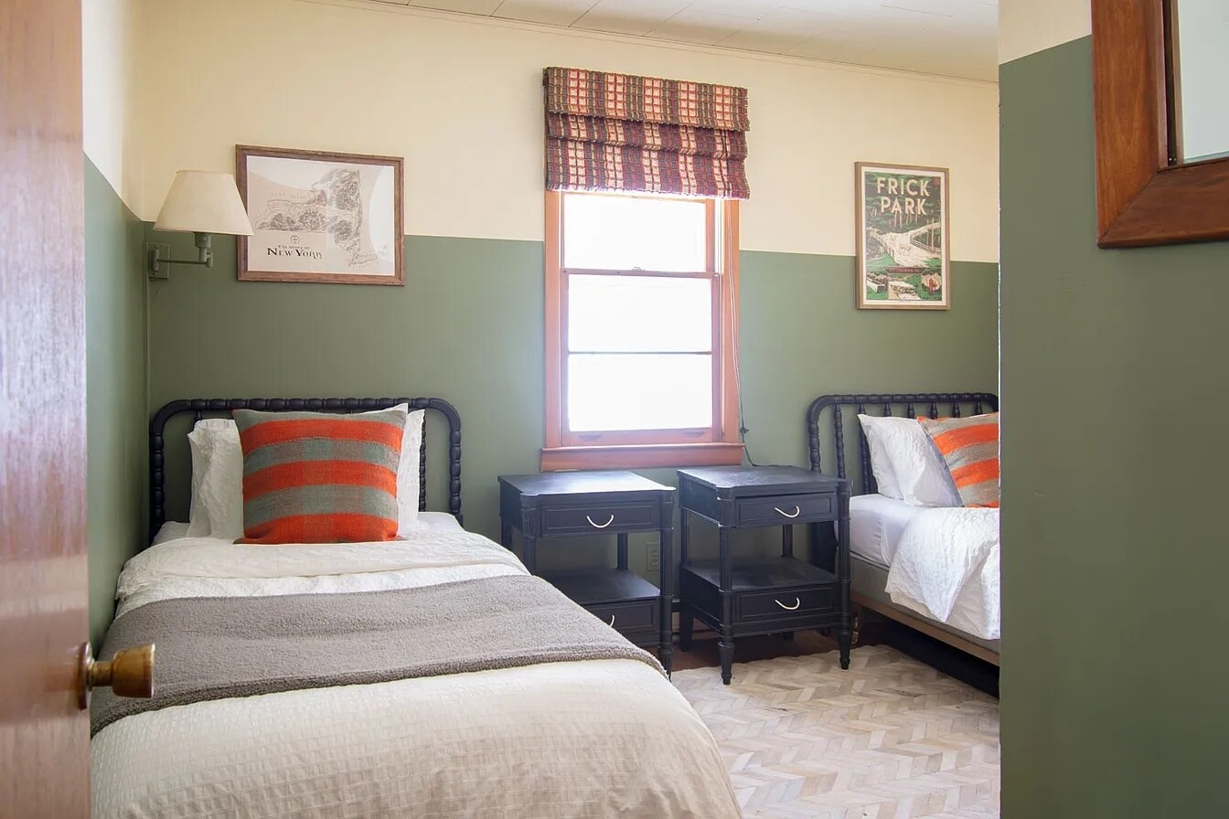 Building Photo - 30 Ford Rd