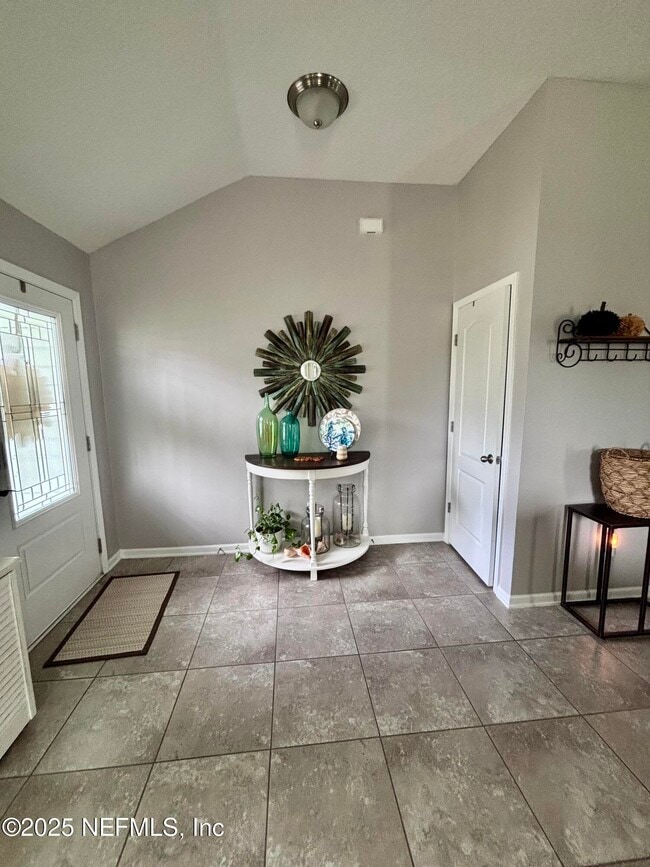 Building Photo - 15702 Chir Pine Dr