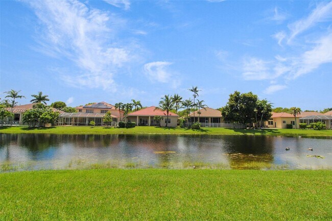 Building Photo - 1610 Sandpiper Cir