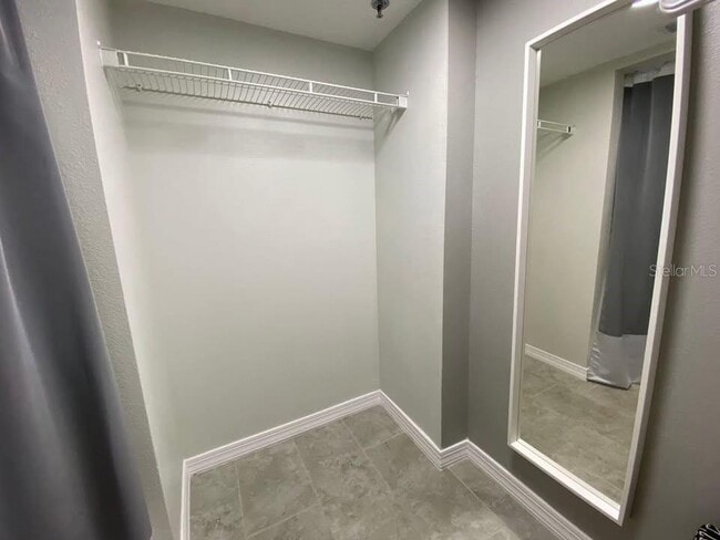 Building Photo - 701 S Madison Ave