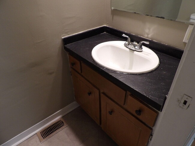 Building Photo - 409 Ridgewood Ln