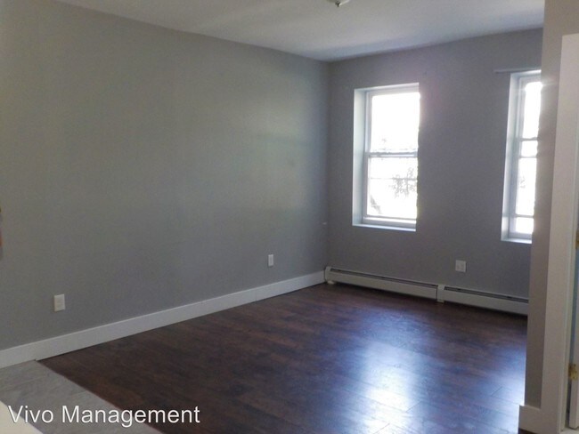 Building Photo - 9 Vanderpool St