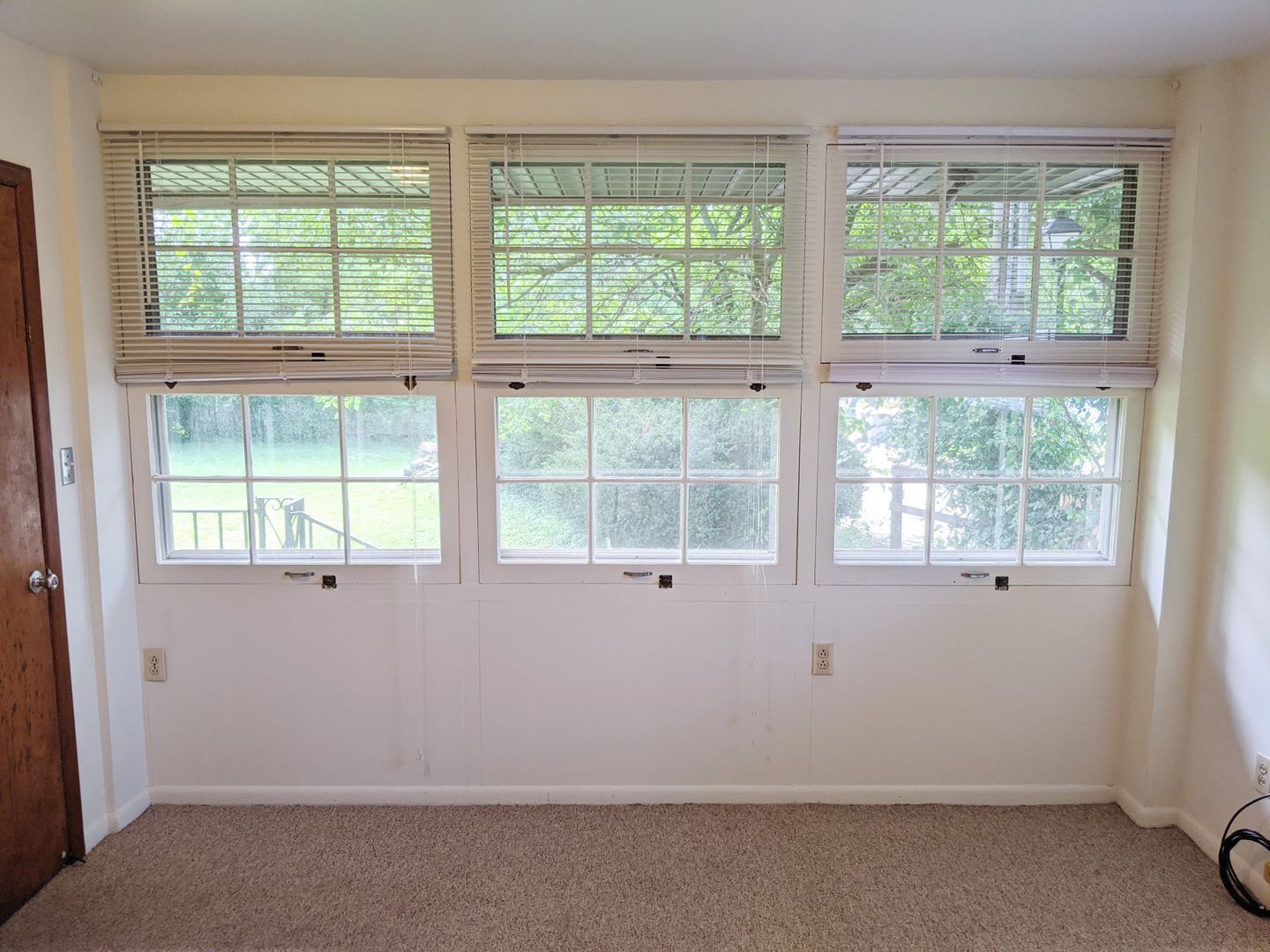 Building Photo - Clark Triplex