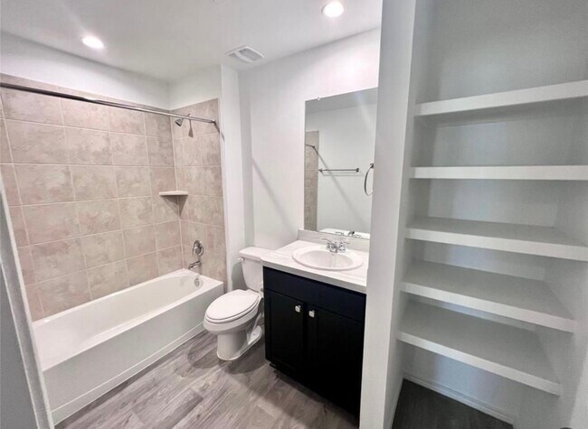 Building Photo - 14220 Fern Meadows Dr